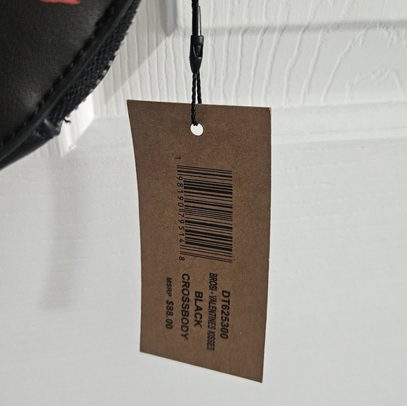 NWT Steve Madden Rosi Heart Crossbody Bag/Purse- Valentines Kisses - Picture 3 of 9